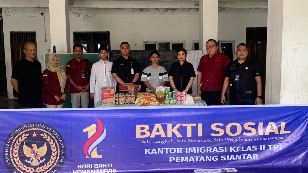 SERANGKAIAN KEGIATAN HUT KEMENIMIPAS, KANTOR IMIGRASI KELAS II TPI PEMATANG SIANTAR GELAR BAKSOS, DONOR DARAH DAN PEMERIKSAAN KESEHATAN